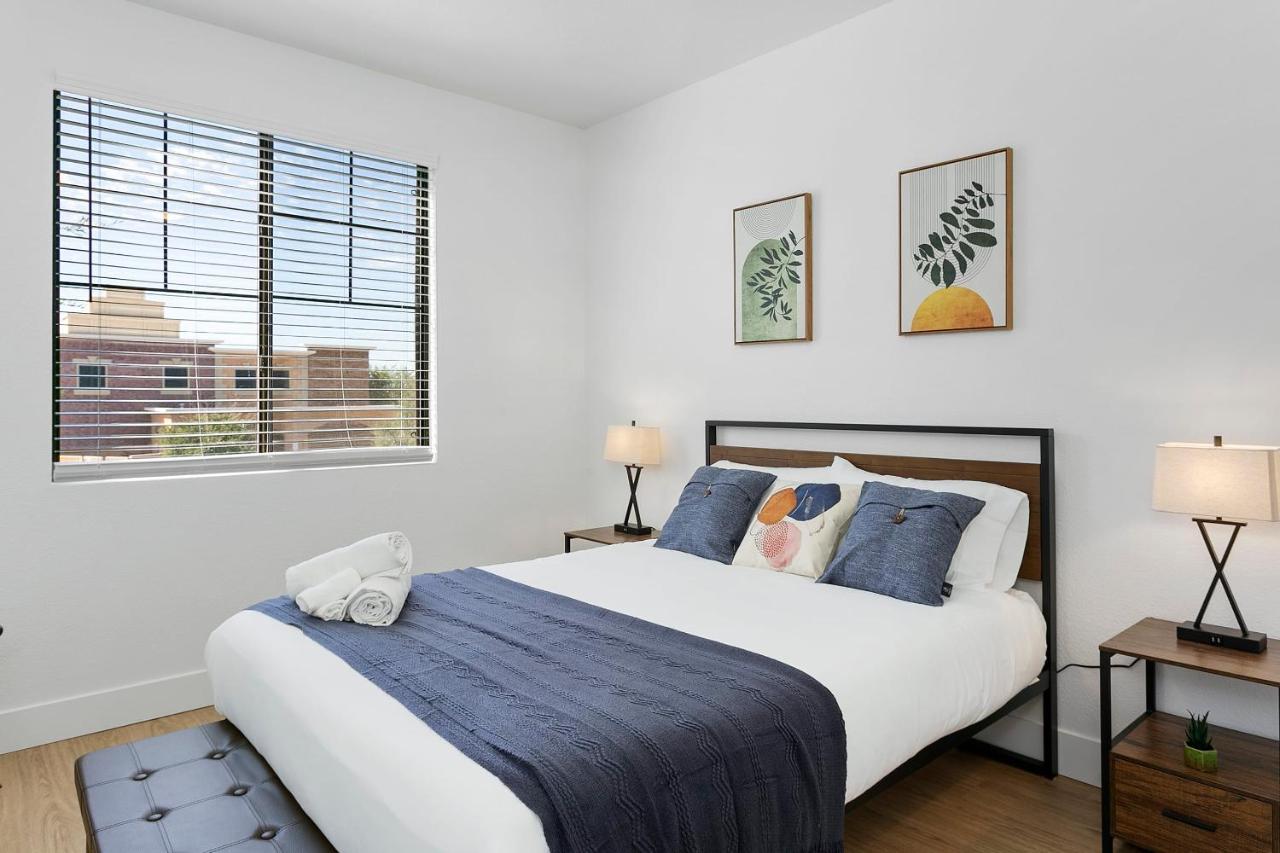 Cozysuites Glendale By The Stadium With Pool 06 Extérieur photo