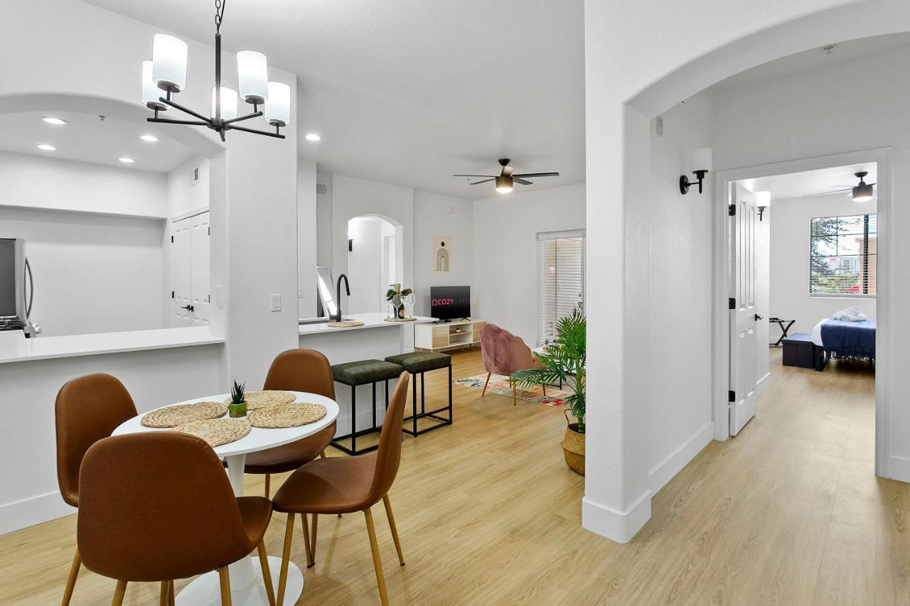 Cozysuites Glendale By The Stadium With Pool 06 Extérieur photo